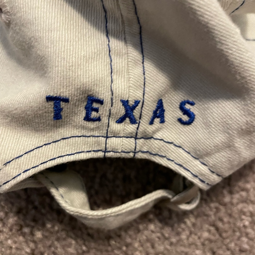 Texas Rangers hat - Picture 3 of 3